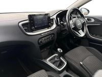 Used Kia Ceed 118 HP (86 kW) 2022 Silver Hatchback