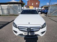 Usado Mercedes E220 AMG line 2019 Branco Carrinha