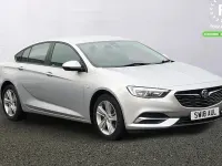 Begagnad Vauxhall Insignia Design Edition 140 HK (102 kW) 2018 Silver Halvkombi