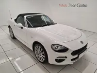 Begagnad Fiat 124 Spider Lusso 140 HK (102 kW) 2017 Vit Cab