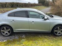 Usado Volvo S60 SE Lux 300 HP (220 kW) 2013 Prateado Sedan