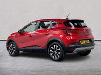 Used Renault Captur Evolution 145 HP (106 kW) 2023 Red SUV
