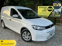 Usado VW Caddy S 112 CV (82 kW) 2022 Blanco Monovolumen
