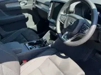 New Volvo XC40 Plus 161 HP (118 kW) 2025 SUV