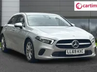 Begagnad Mercedes A180 Executive 136 HK (100 kW) 2019 Silver Halvkombi