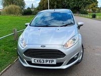 Used Ford Fiesta Zetec 75 HP (55 kW) 2013 Silver Hatchback