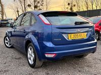 used Ford Focus 1.6 Zetec 5dr