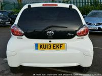 Begagnad Toyota Aygo 2013 Halvkombi