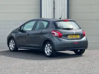 Begagnad Peugeot 208 Active 82 HK (60 kW) 2013 Grå Halvkombi