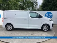 Used Vauxhall Vivaro 120 HP (88 kW) 2024 White MPV