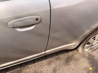 Usado Toyota Yaris T2 2004 Prateado Citadino