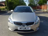 Used Kia Ceed 126 HP (92 kW) 2011 Silver Hatchback