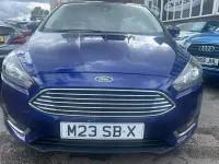 Used Ford Focus Titanium 120 HP (88 kW) 2017 Blue Hatchback