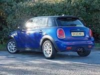 Używany Mini Cooper S Classic 192 KM (141 kW) 2020 Niebieski Hatchback