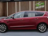 Used Ford S-MAX Vignale 209 HP (153 kW) 2017 Red MPV