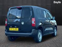 New Vauxhall Combo 100 HP (73 kW) 2025 Black MPV