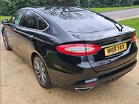 used Ford Mondeo 2.0 TDCi Vignale Hatchback 5dr Diesel Powershift Euro 6 (s/s) (210 ps)