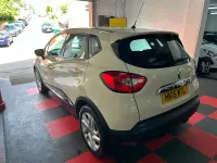 Used Renault Captur Dynamique 90 HP (66 kW) 2015 White SUV