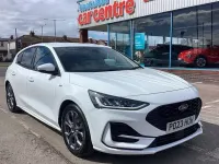 Used Ford Focus ST-Line 2023 White Hatchback