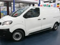 Gebraucht Peugeot Expert 95 PS (69 kW) 2018 Weiß Van