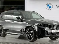 Gebraucht BMW X5 M Sport 298 PS (219 kW) 2024 Schwarz SUV