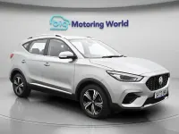 Używany MG ZS 2023 Srebrny SUV