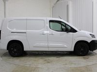 Used Citroën Berlingo 130 HP (95 kW) 2023 White MPV