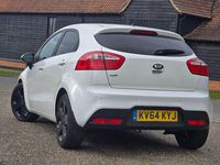 Used Kia Rio 2014 White Hatchback