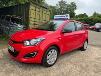 Used Hyundai i20 Classic 2012 Red Hatchback