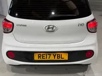 Used Hyundai i10 SE 67 HP (49 kW) 2017 White Hatchback