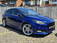Used Ford Focus ST 185 HP (136 kW) 2016 Blue Hatchback