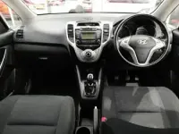 Used Hyundai ix20 SE 90 HP (66 kW) 2016 Silver Hatchback
