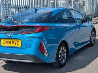 Used Toyota Prius Business Edition 122 HP (89 kW) 2018 Blue Hatchback