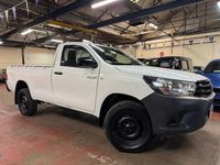 Used Toyota HiLux Active 2020 White Pickup