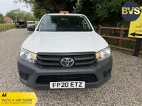 Used Toyota HiLux Active 150 HP (110 kW) 2020 White Pickup