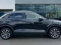 Used VW T-Roc Style 110 HP (80 kW) 2022 Deep black pearl SUV