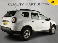 Used Dacia Duster Essentiel 91 HP (66 kW) 2022 White SUV