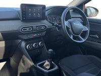Second-hand Dacia Jogger Expression 110 CP (80 kW) 2023 Maro Monovolum