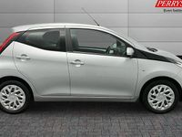 Used Toyota Aygo X-play 72 HP (52 kW) 2020 Hatchback