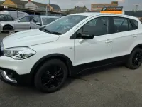 Usado Suzuki SX4 SZ4 2016 Blanco Utilitario