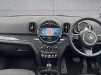 Usado Mini Cooper Countryman Classic 134 CV (98 kW) 2022 Verde SUV