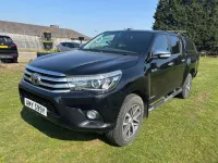 Begagnad Toyota HiLux 150 HK (110 kW) 2017 Svart Pickup