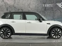 Used Mini Cooper Exclusive 136 HP (100 kW) 2023 White Hatchback