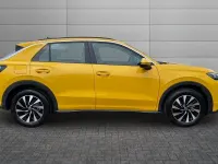 New VW T-Roc Life 116 HP (85 kW) 2026 Canary yellow SUV
