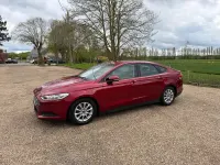 Used Ford Mondeo Style 120 HP (88 kW) 2017 Red Hatchback