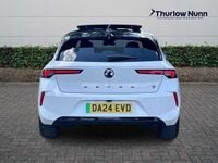 Second-hand Vauxhall Astra Ultimate 114 kW (156 CP) 2024 Alb Hatchback