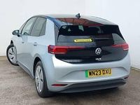 Usado VW ID.3 Pro Performance 150 kW (204 CV) 2023 Plateado Utilitario