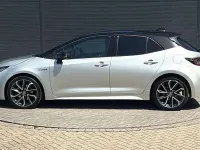 Used Toyota Corolla 180 HP (132 kW) 2021 Silver Hatchback