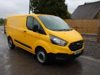 Käytetty Ford Transit Custom S 130 HP (95 kW) 2021 Keltainen Van