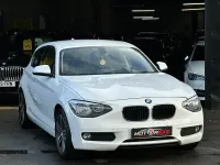 Begagnad BMW 116 Sport Line 2013 Vit Halvkombi